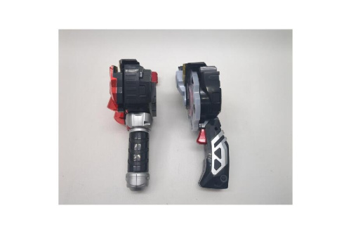 バンダイ 仮面ライダーギーツのメモリアルマグナム＆ブーストレイズバックルセット