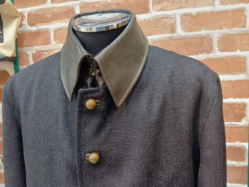 アウターのARNYS