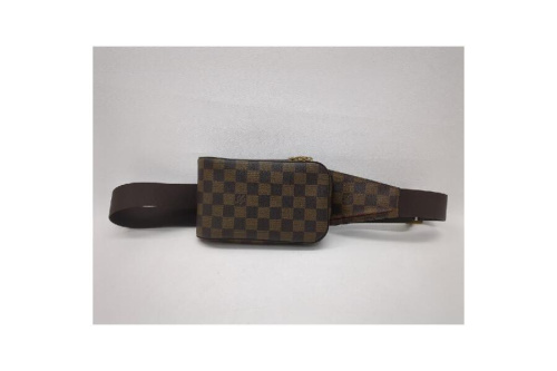 バッグのボディバッグ