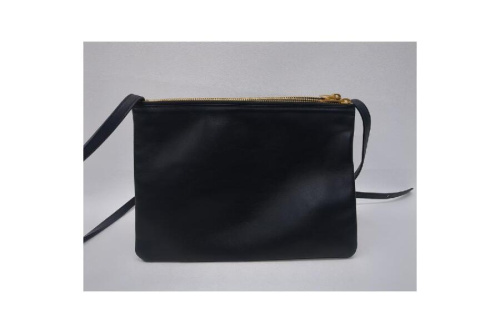 ショルダーバッグのセリーヌ（CELINE）