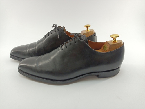 ビジネスシューズのCROCKET&JONES