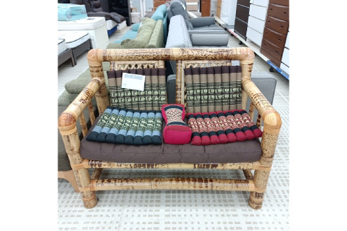 中古家具のソファー