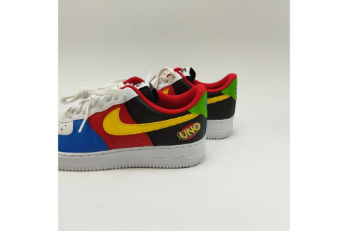 スニーカーのAIR　FORCE１
