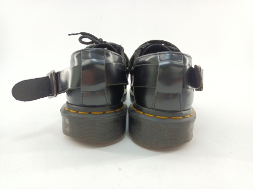ローカットのDr Martens