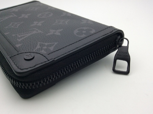 LOUIS VUITTONのM80558