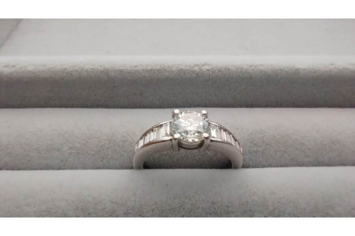 ダイヤの中古ジュエリー