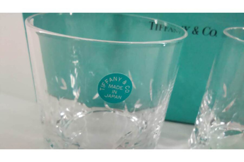 ロックグラスのティファニー