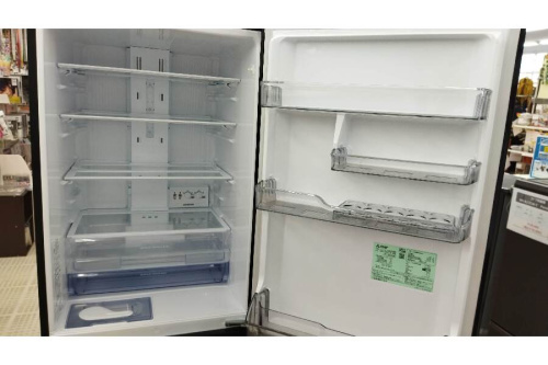 中古冷蔵庫の3ドア冷蔵庫