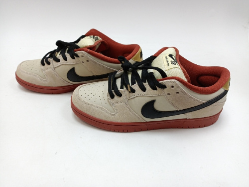 ローカットのNIKE