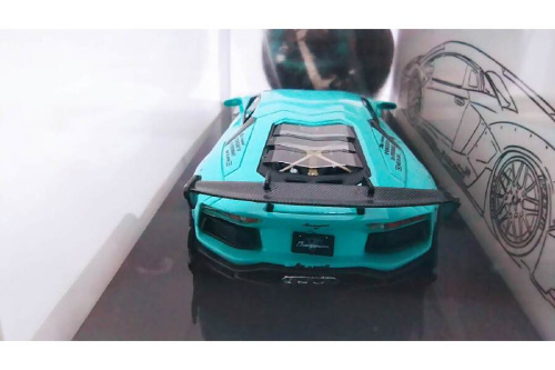 1/64スケールのランボルギーニ