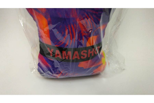 アーティストグッズのクッション