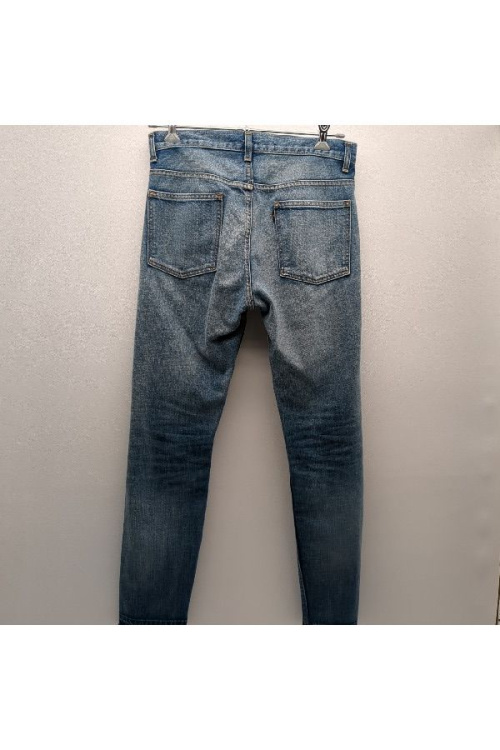 ジーンズのリーバイス(LEVIS)