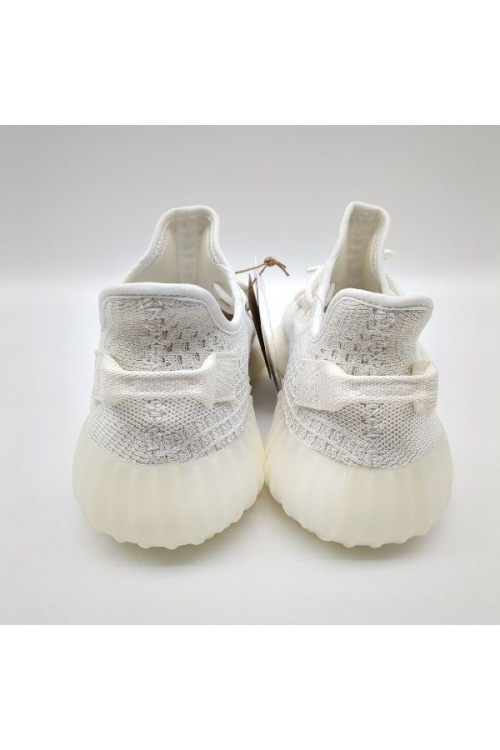 アディダス（adidas）