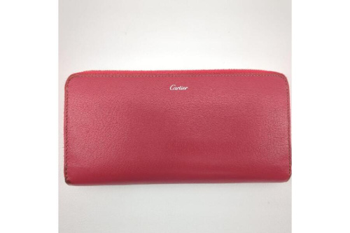 長財布のカルティエ（Cartier）