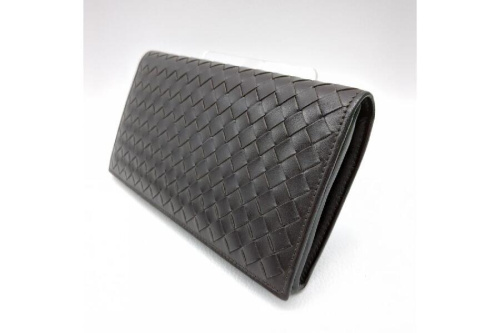 2つ折り財布のボッテガ ヴェネタ（Bottega Veneta）