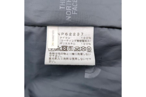 マウンテンライトジャケット