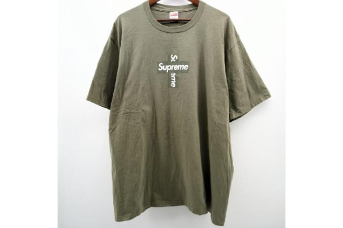 ファッションのTシャツ
