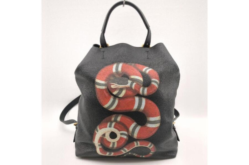 バッグのリュック