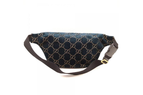 ウエストポーチのグッチ（GUCCI）