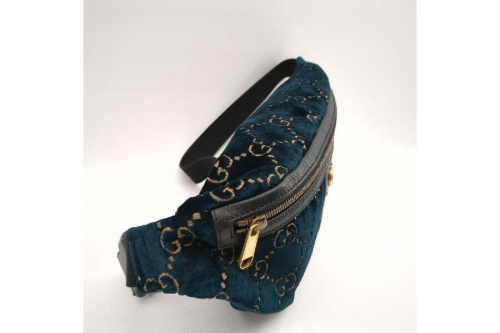 グッチ（GUCCI）のウエストバッグ