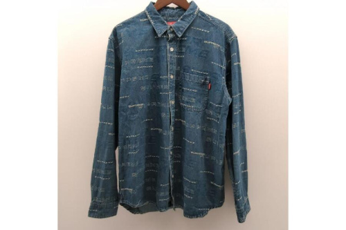 ファッションのトップス