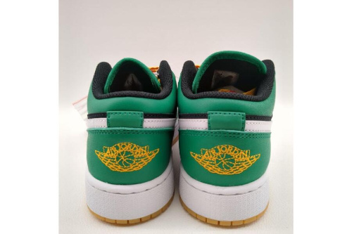 ナイキ（NIKE）のAIR JORDAN 1