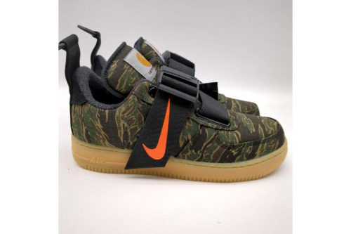 ナイキ(NIKE)のエアフォース (AIR FORCE 1)