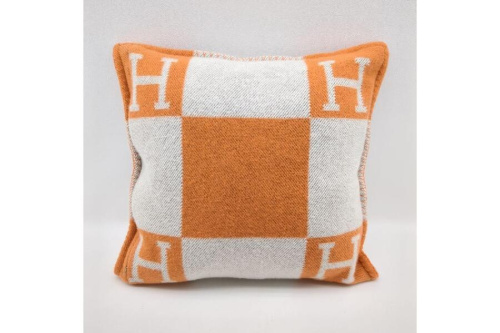 家具のエルメス（HERMES）
