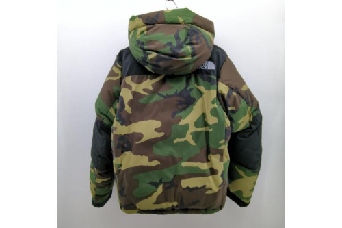 ダウンジャケットのザ・ノース・フェイス（The North Face）