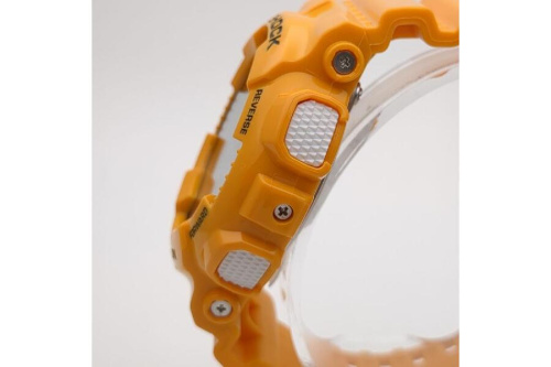 GD-100NSのクォーツ
