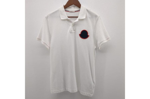 ファッションのポロシャツ