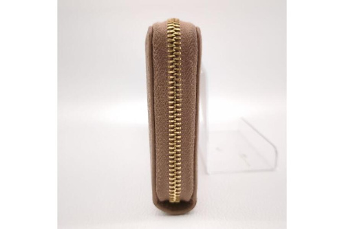 グッチ（GUCCI）のジップアラウンドウォレット