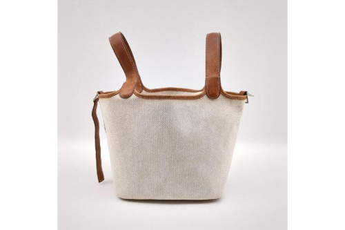 ハンドバッグのエルメス(HERMES)