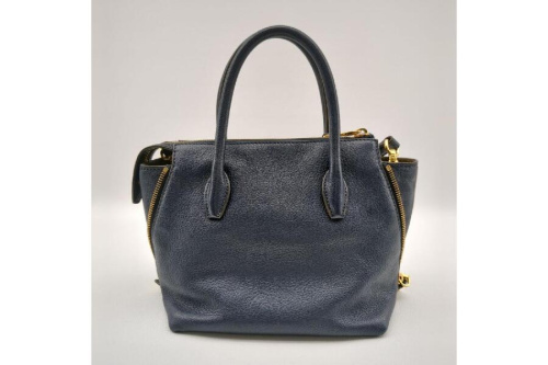 ショルダーバッグのミュウミュウ（MiuMiu）