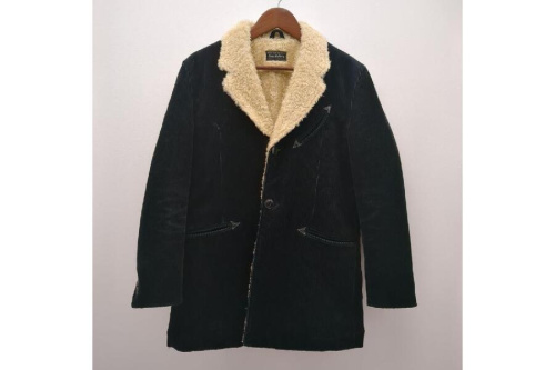 ファッションのアウター