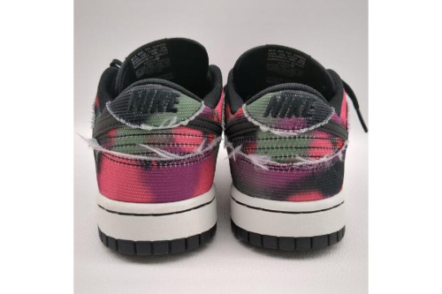 ナイキ(NIKE)のDUNK LOW RETRO