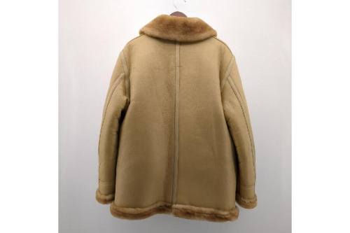 ジャケットのWTAPS