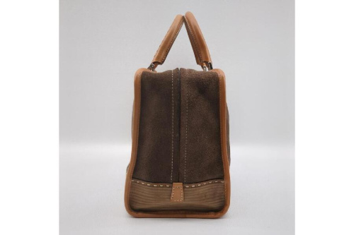 ロエベ（LOEWE）のアマソナ28限定ライン