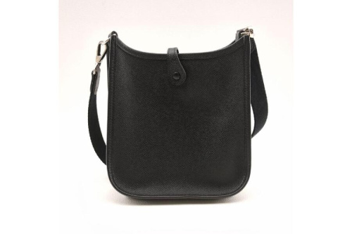 ショルダーバッグのエルメス（HERMES）