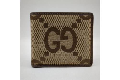 財布の2つ折り財布