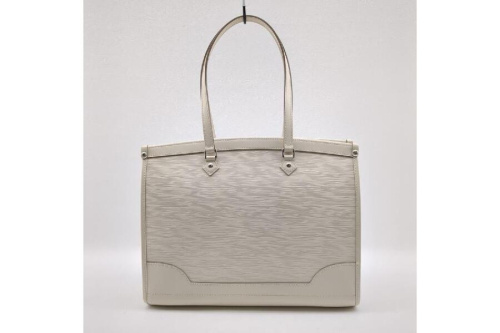 トートバッグのルイ・ ヴィトン（LOUIS VUITTON）