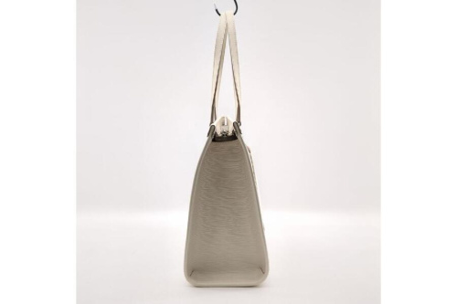 ルイ・ ヴィトン（LOUIS VUITTON）