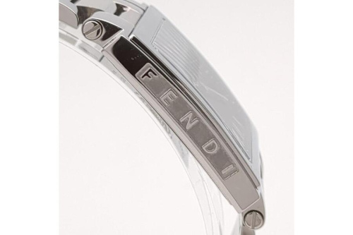 クアドロのクォーツ