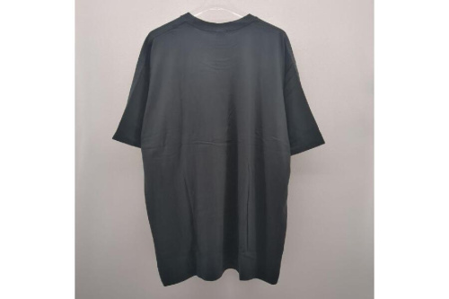 Tシャツのシュプリーム(Supreme)