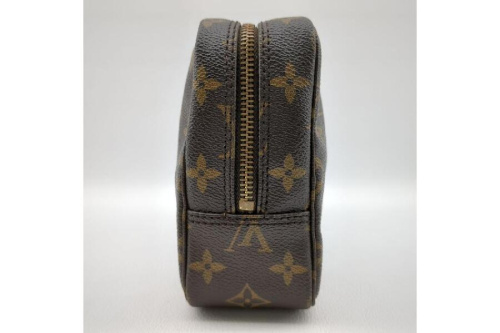 ルイ・ ヴィトン(LOUIS VUITTON)のトゥルーストワレット23