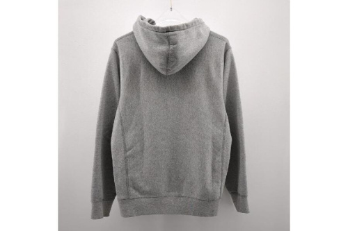 パーカーのシュプリーム（Supreme）