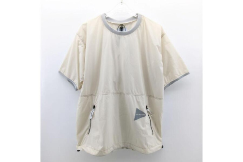 ファッションのTシャツ
