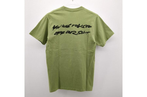 Tシャツのシュプリーム(Supreme)