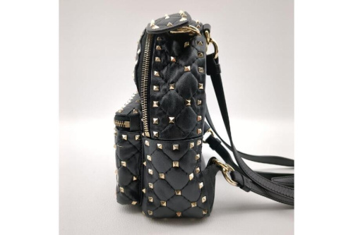 ヴァレンティノ（VALENTINO）のガラヴァーニ(GARAVANI)