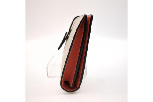 ロエベ（LOEWE）